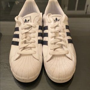 EUC Adidas Superstar.  Shelltops. Size 11